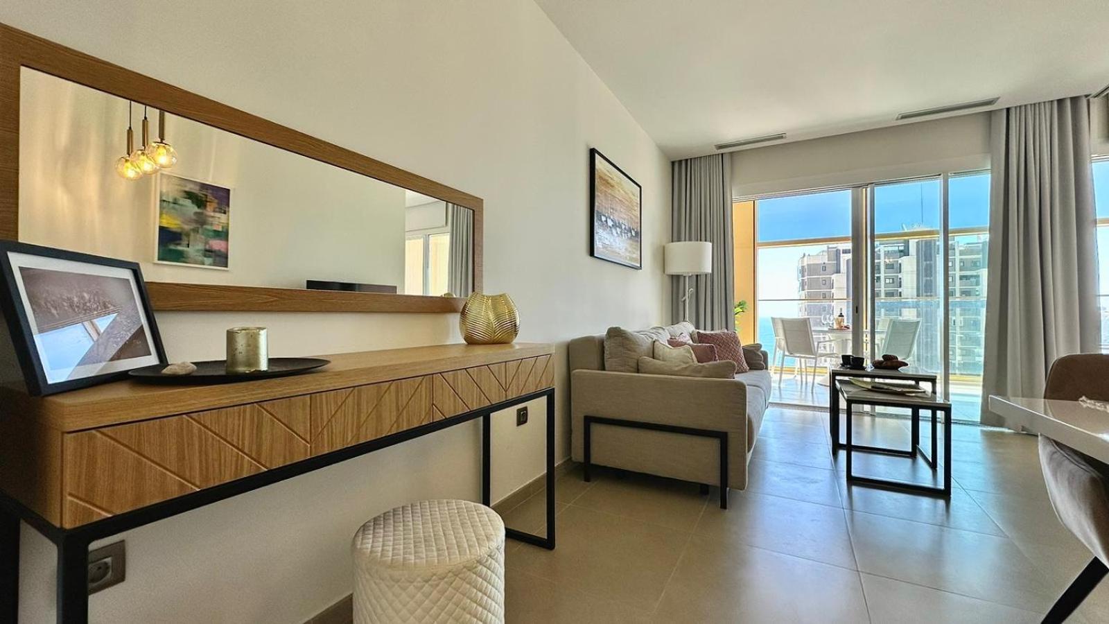 בנידורם Intempo Residence By Leo Apartments מראה חיצוני תמונה