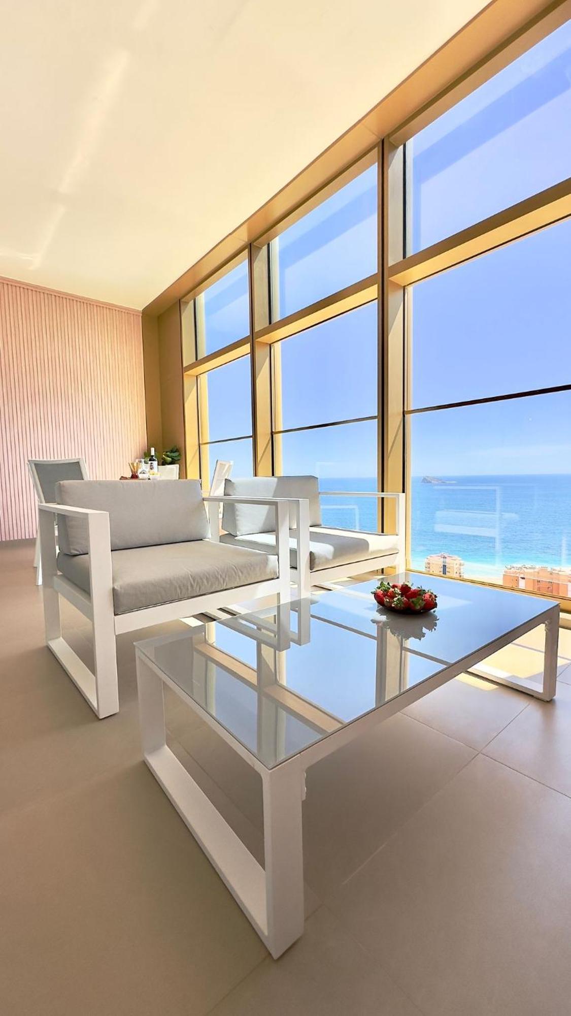 בנידורם Intempo Residence By Leo Apartments מראה חיצוני תמונה
