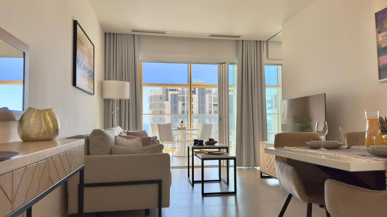 בנידורם Intempo Residence By Leo Apartments מראה חיצוני תמונה