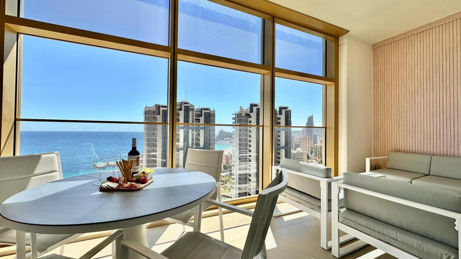 בנידורם Intempo Residence By Leo Apartments מראה חיצוני תמונה